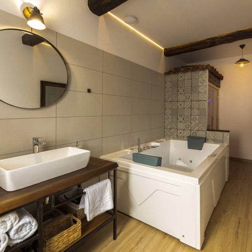 apartma brkinka jacuzzi savna brkini slovenia (6)