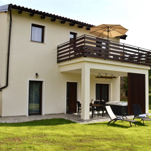 apartmaji slovenia nature brkinka jacuzzi savna brkini (19)